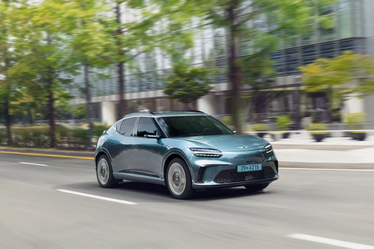 electric_luxury_car