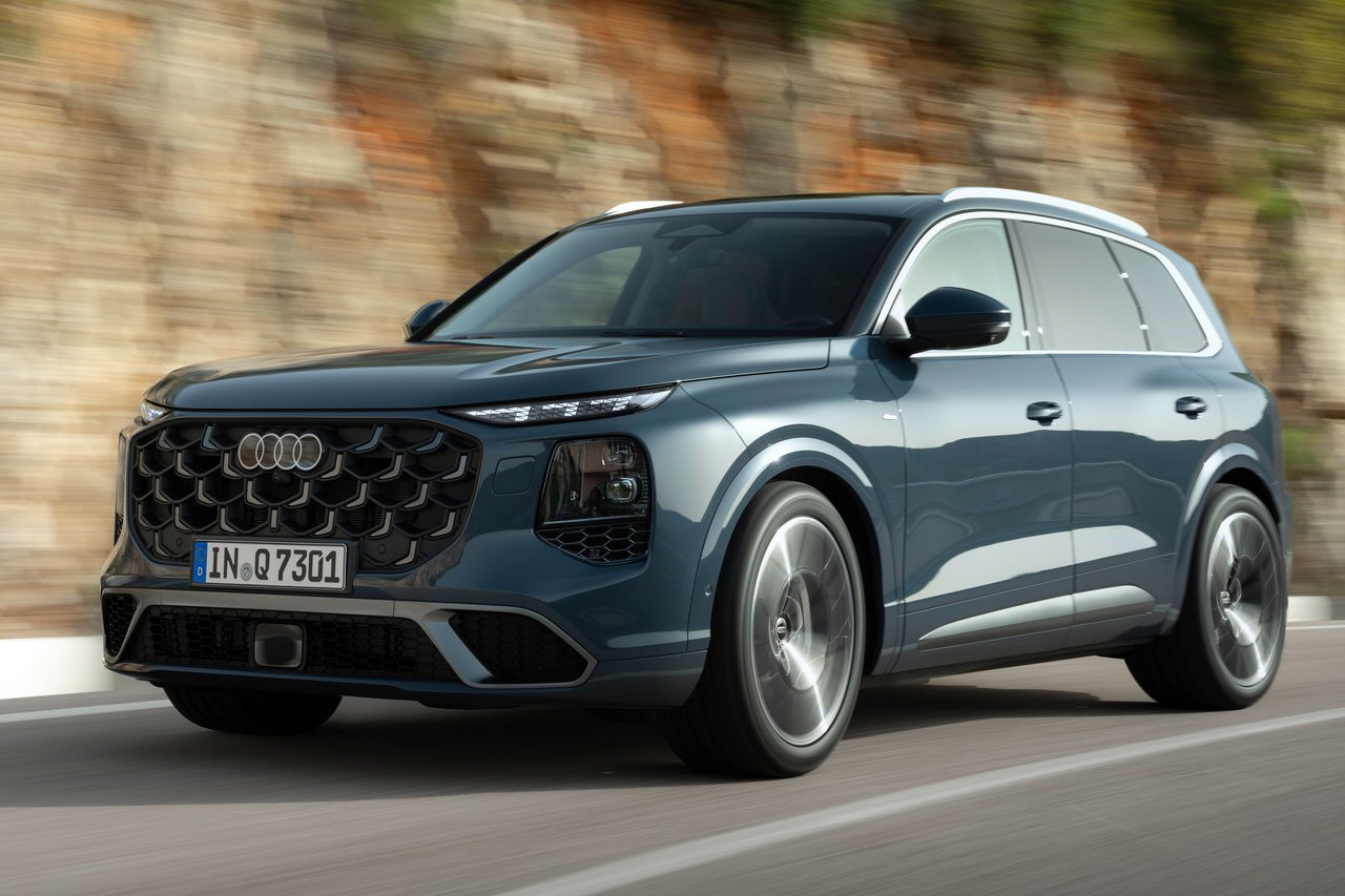 Audi_Luxury_SUV_Exterior