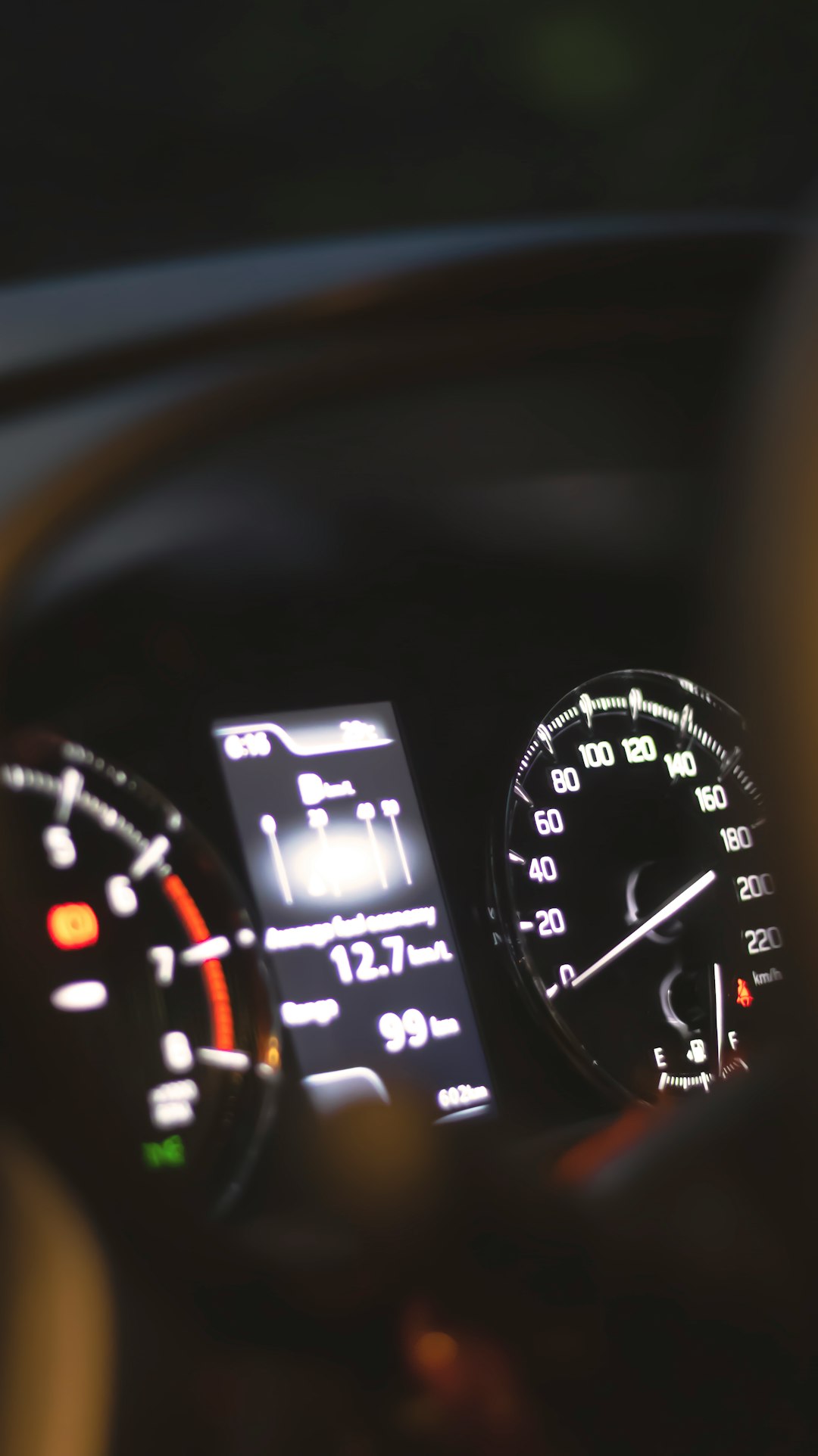 modern_car_dashboard_efficiency